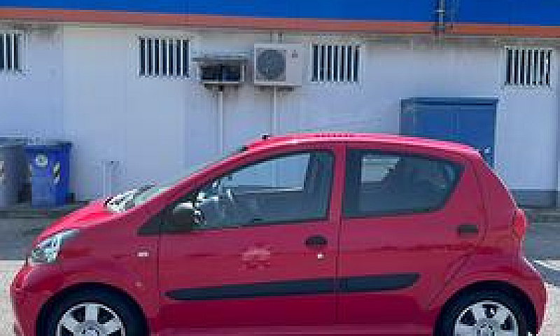 Toyota Aygo Adatta N...