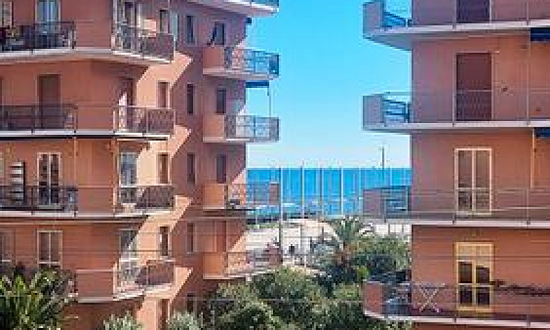 100 Metri Mare Zona ...