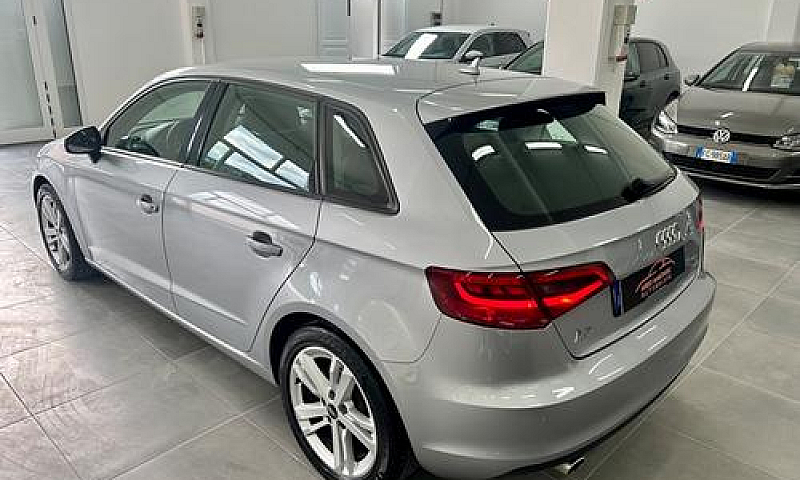 Audi A3 1.6 Tdi S Tr...