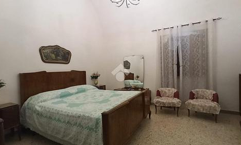 Palazzina A Mola Di ...