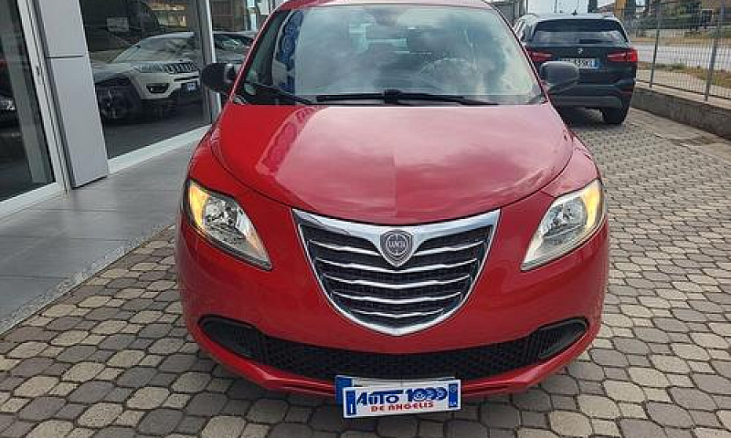 Lancia Ypsilon 1.3 M...