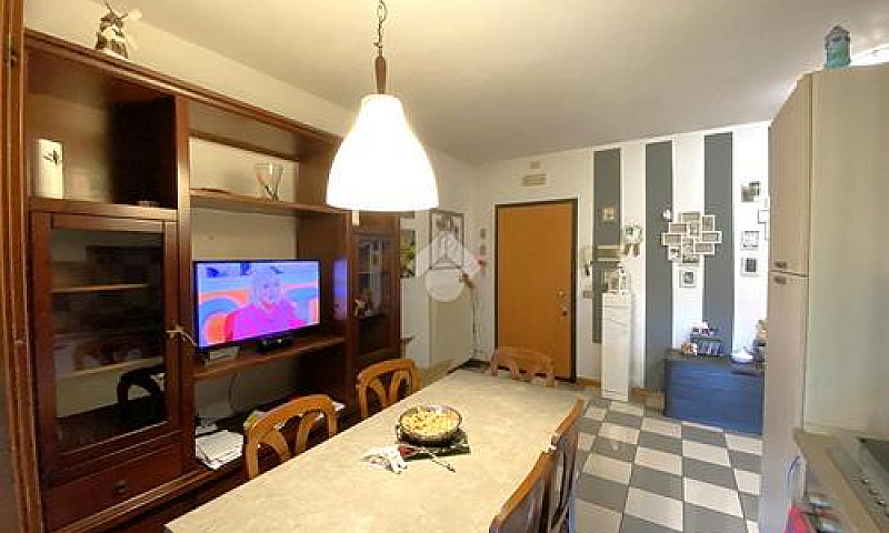 3 Locali A Galliera ...
