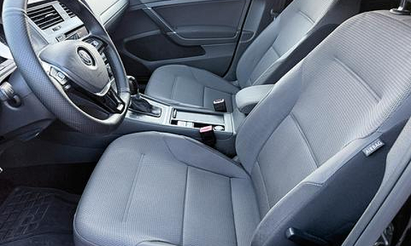 Volkswagen Golf A Me...