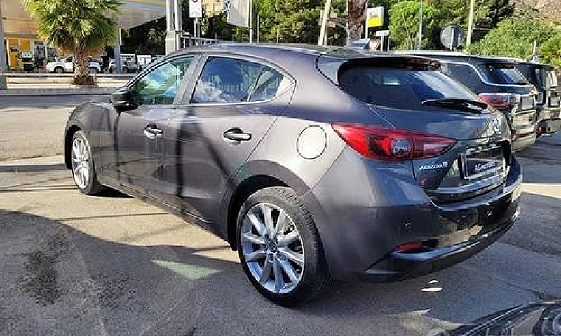 Mazda 3 1.5 Skyactiv...
