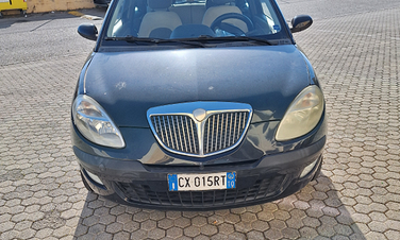 Lancia Ypsilon 1.3 M...