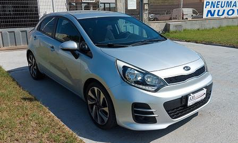 Kia Rio 1.2 5P. Cool...
