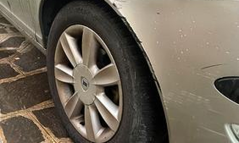 Lancia Ypsilon...