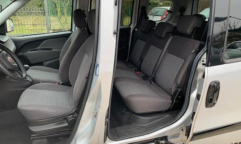 Fiat Doblo 1.4 7 Pos...