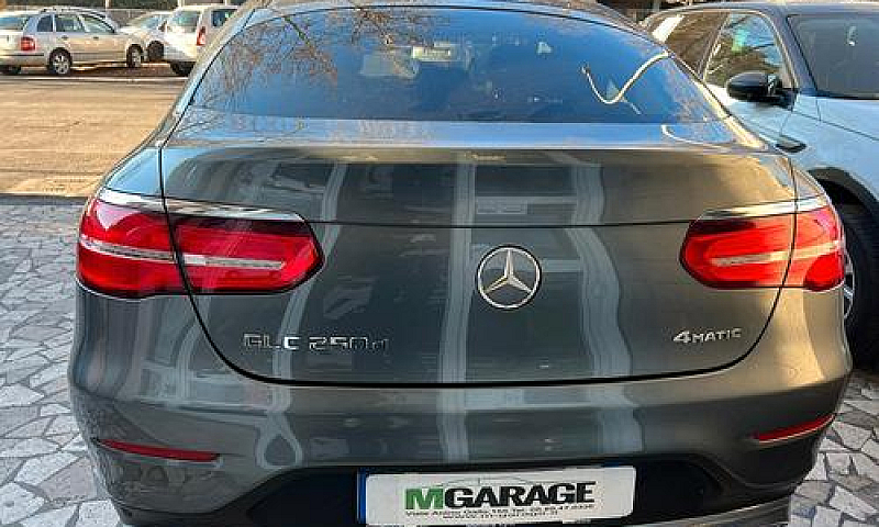 Mercedes-Benz Glc 25...