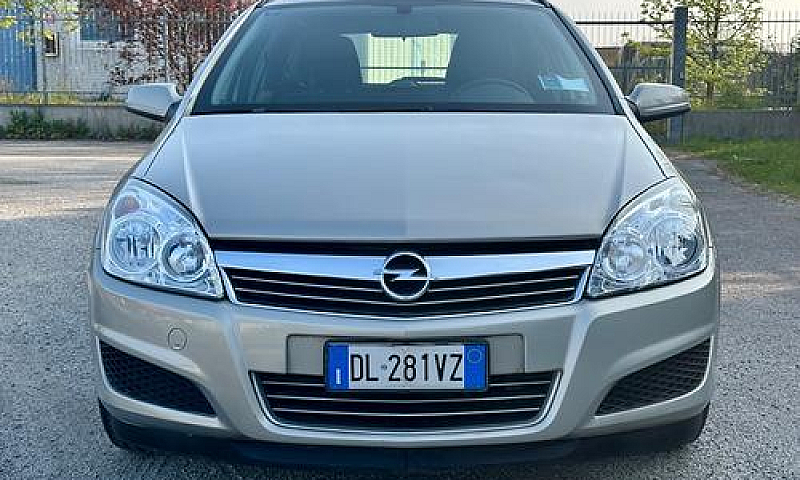 Opel Astra 1.4 16V T...