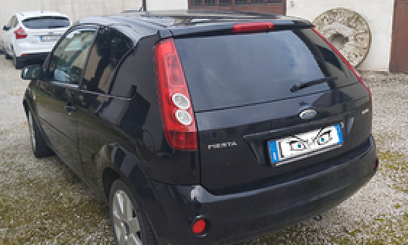 Ford Festa 1.4 Diese...