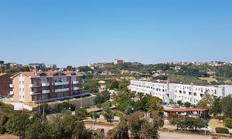 Appartamento Arredat...
