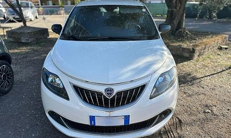 Lancia Ypsilon 1.0 F...