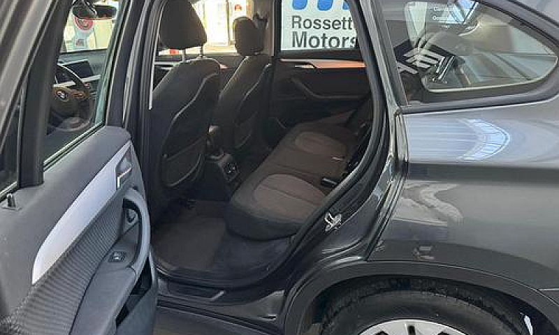 Bmw X1 Xdrive25E Bus...