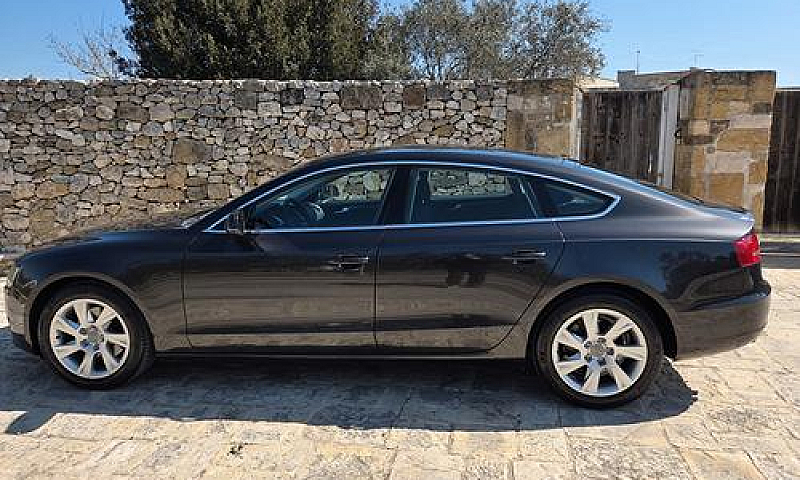 Audi A5...