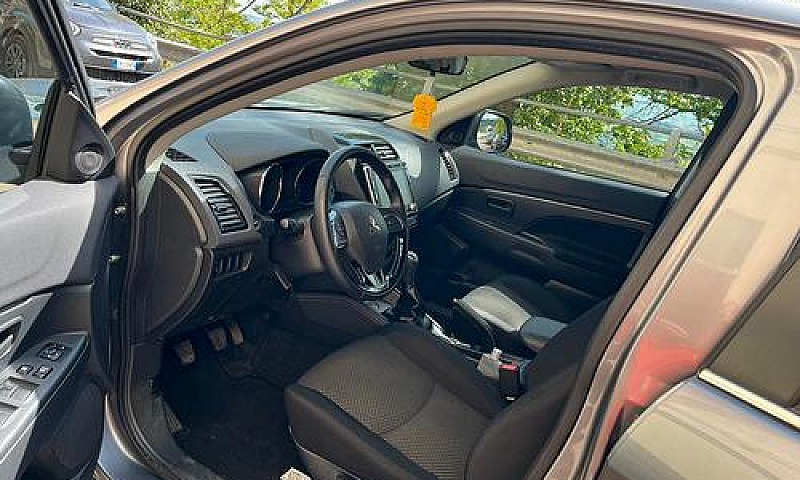 Mitsubishi Asx - 202...