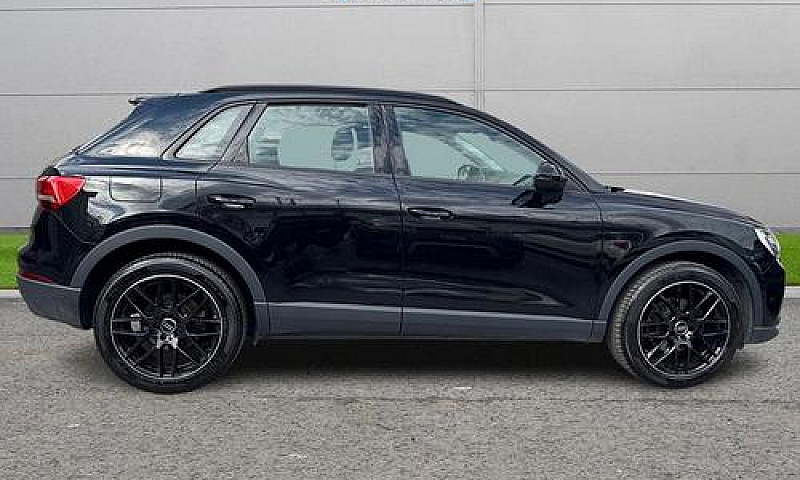 Audi Q3 35 2.0 Tdi B...