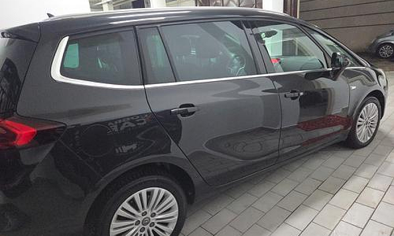 Opel Zafira 1.6 Turb...