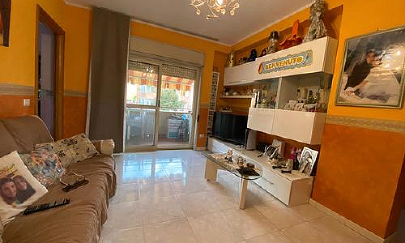 Appartamento Con Box...
