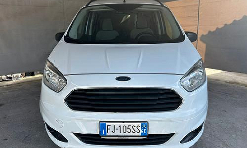 Ford Tourneo Courier...