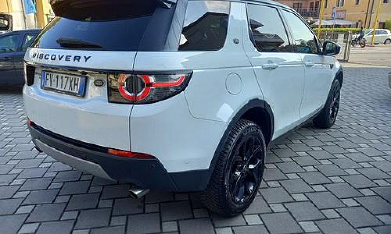 Land Rover Discovery...