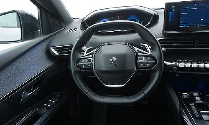 Peugeot 3008 Hybrid4...