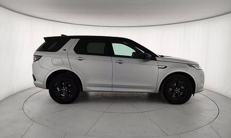 Land Rover Discovery...