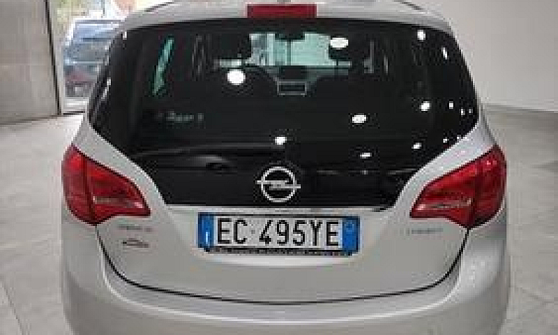 Opel Meriva B 2010. ...