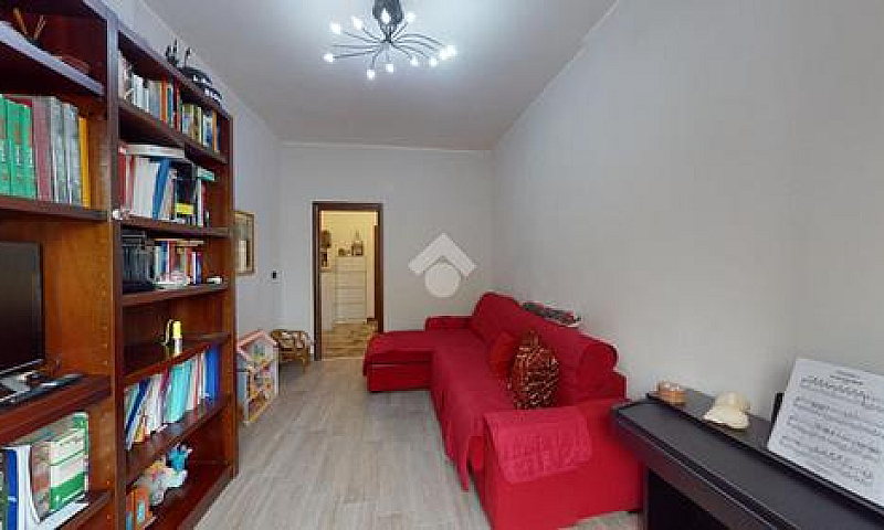 4 Locali A Brindisi...