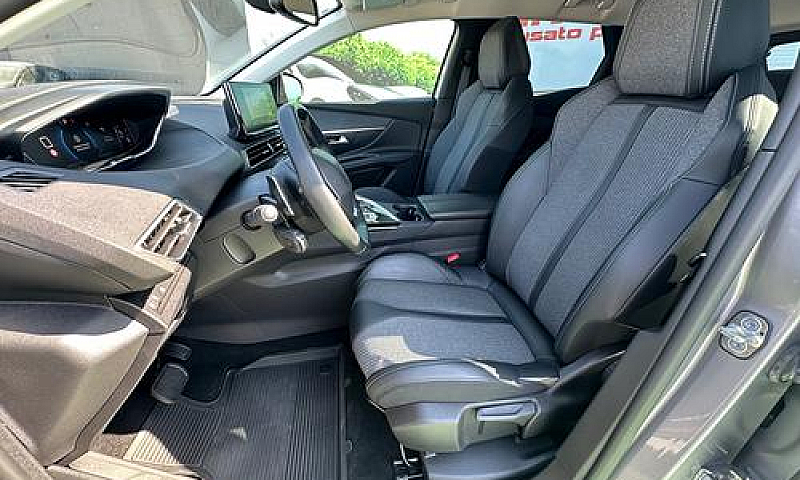 Peugeot 3008 1.5 Blu...