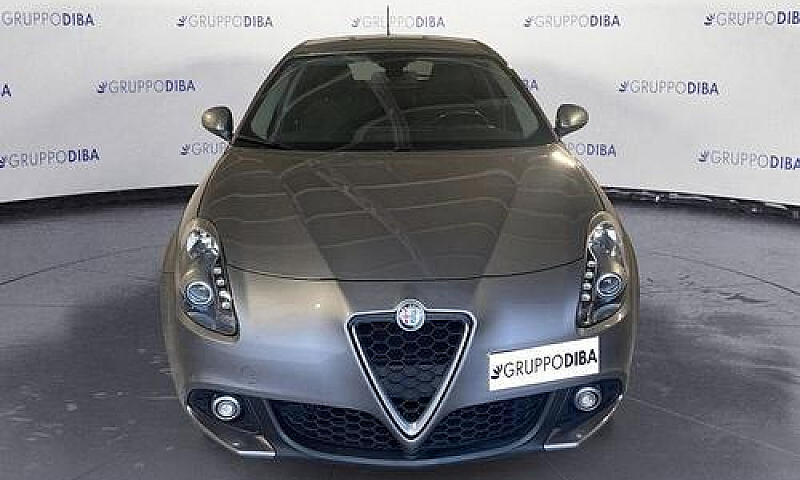 Alfa Romeo Giulietta...