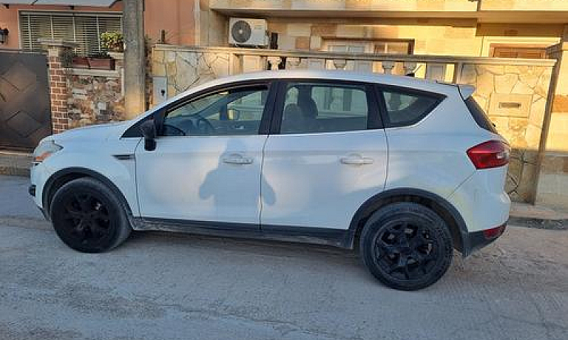 Ford Kuga...