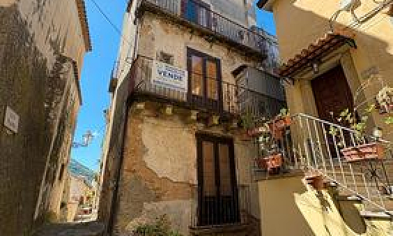 Casa Indipendente...