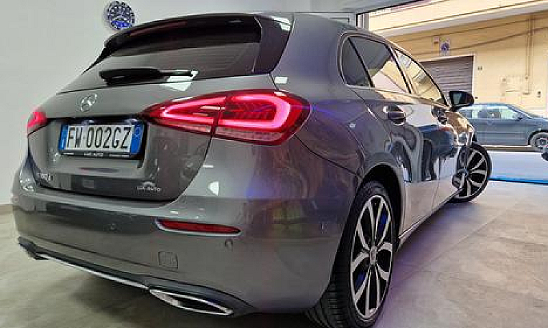 Mercedes-Benz A 180 ...