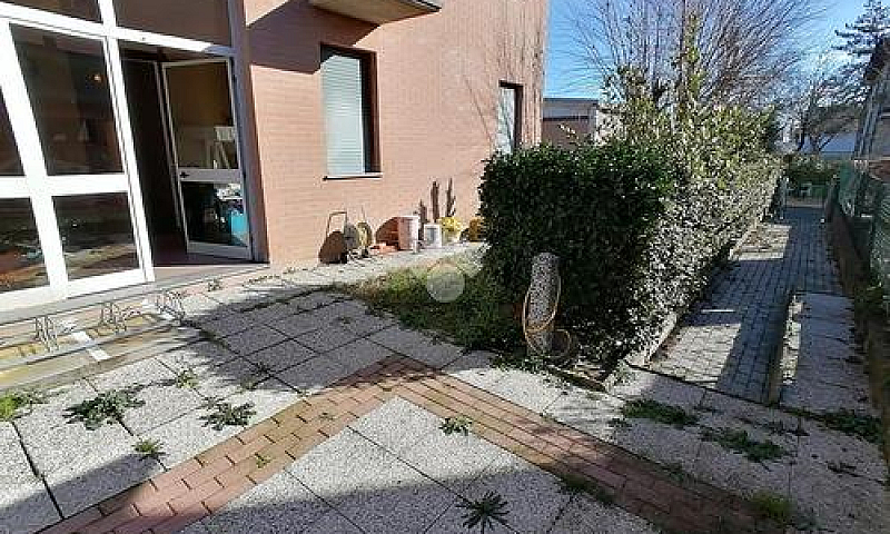 4 Locali A Valsamogg...