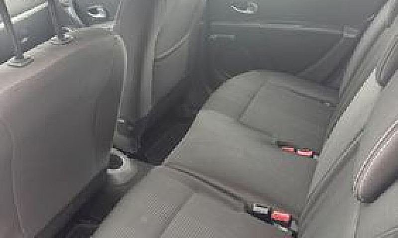 Renault Clio 1.2 16V...