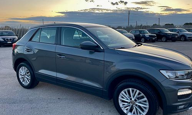 Volkswagen T-Roc 2.0...