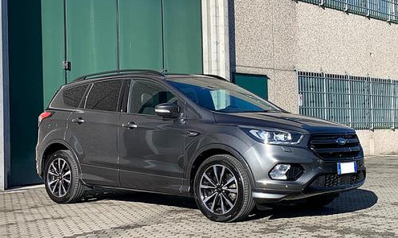 Ford Kuga...
