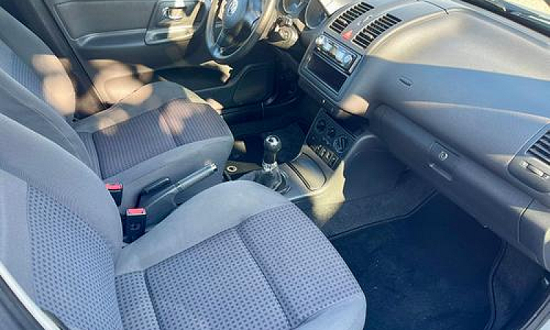 Volkswagen Polo Sw 1...