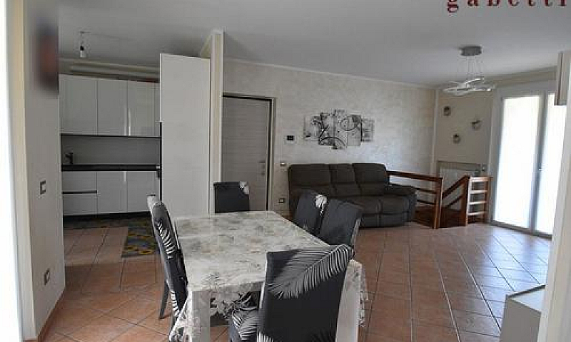 Appartamento Robecco...