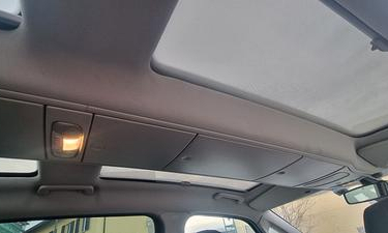 Ford Galaxy Titanium...