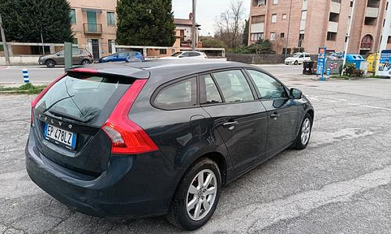 Volvo V60 D5 Geartro...