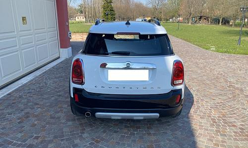 Mini Mini Countryman...