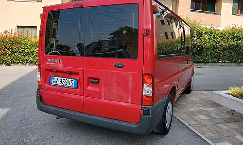 Ford Transit 9 Posti...