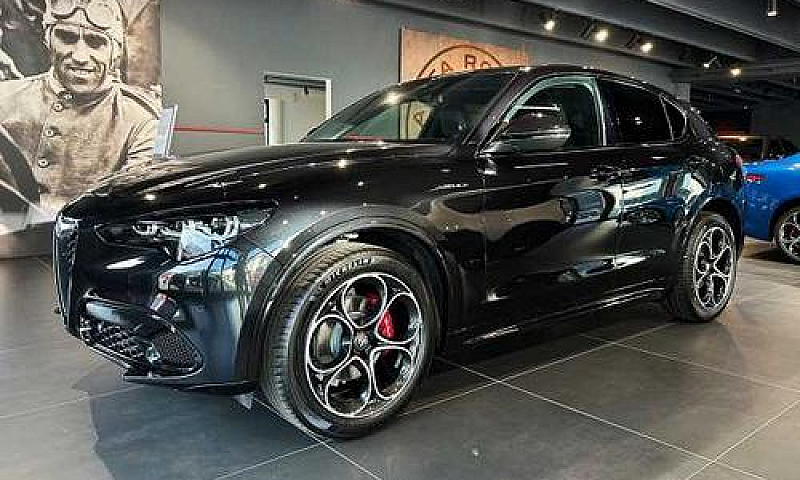 Alfa Romeo Stelvio 2...