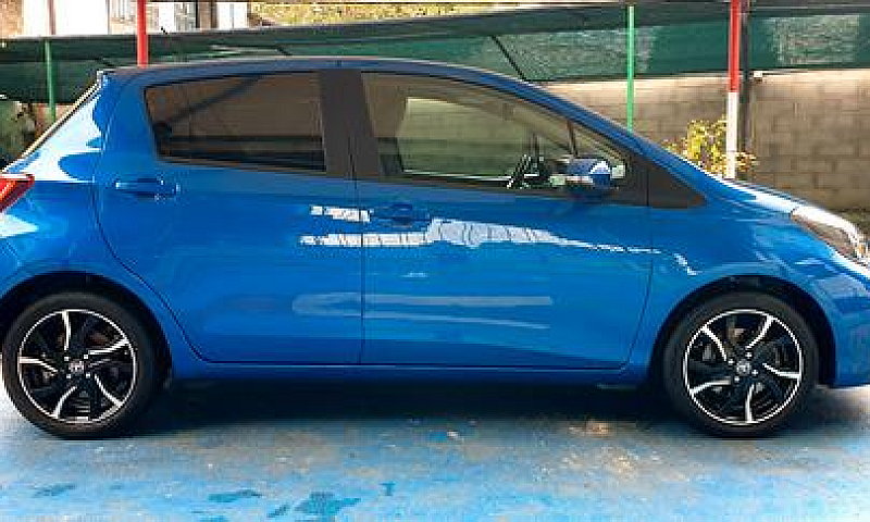 Toyota Yaris 1.5 Ben...