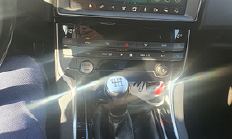 Jaguar Xe...