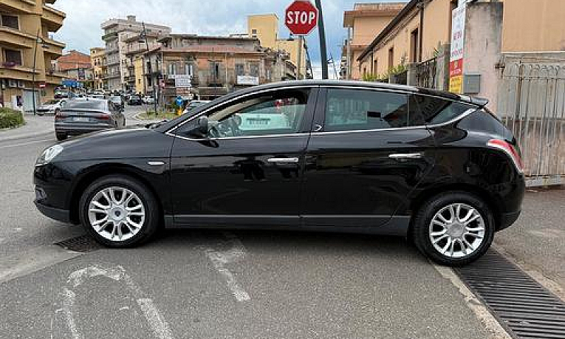 Lancia Delta 1.6 Mjt...