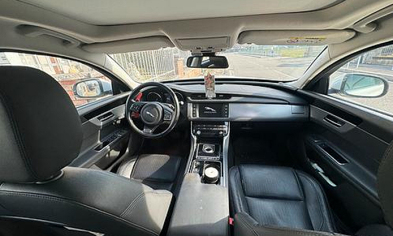 Jaguar Xf 3.0, 300Cv...
