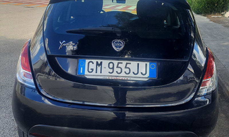 Lancia Ypsilon Gpl 2...